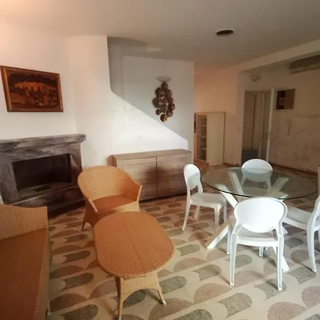 Baia Verde Villa Vicino Spiaggia アパート *