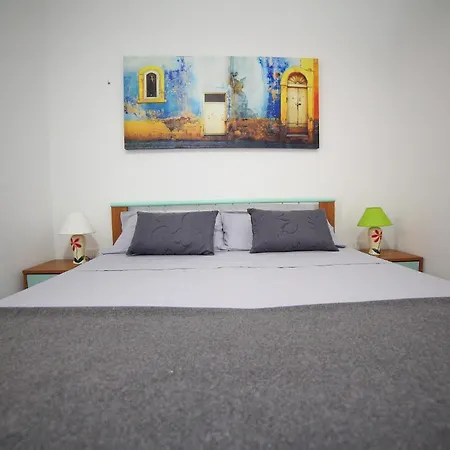 Baia 10 Posti Apartment *